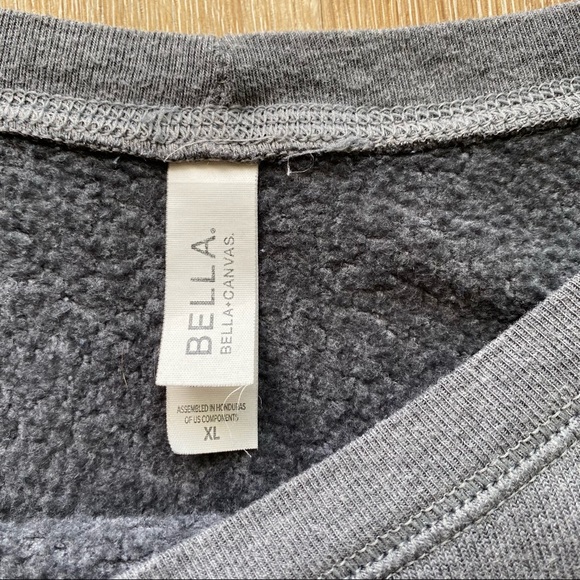 Barre Hair Don’t Care Script Slouchy Sweatshirt. Designed by Sculpt Barre - Picture 6 of 10